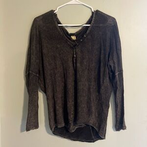 Free People Dark Wash Oversized Women’s Long Sleeve Gray Boho Shirt XS Indie